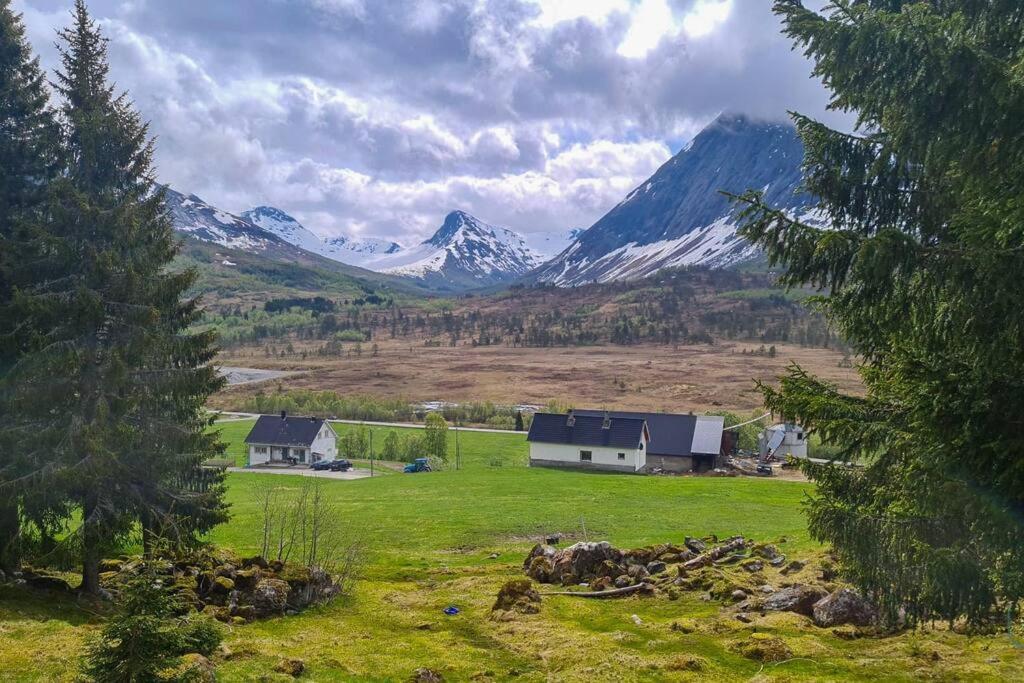 Holiday Home Among The Pearls Of Norway Странда Екстер'єр фото