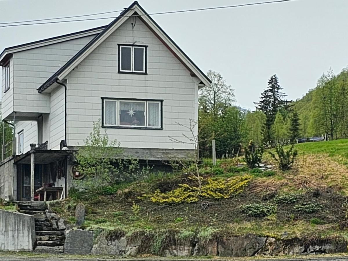 Holiday Home Among The Pearls Of Norway Странда Екстер'єр фото